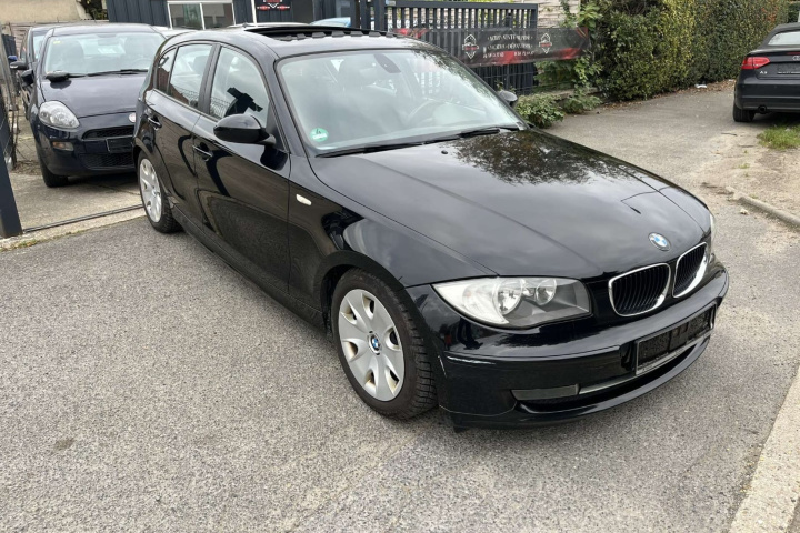BMW SERIE 1 E81