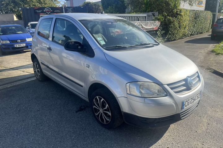 VOLKSWAGEN FOX