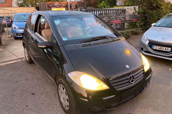 MERCEDES CLASSE A